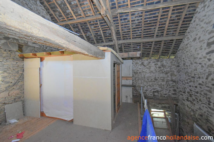 Image No.28-2 Bed House for sale