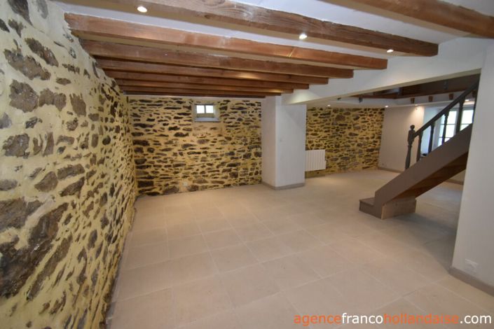 Image No.5-2 Bed House for sale