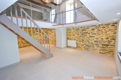 fermette-de-village-80-m-avec-granges-et-3000