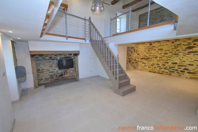 fermette-de-village-80-m-avec-granges-et-3000