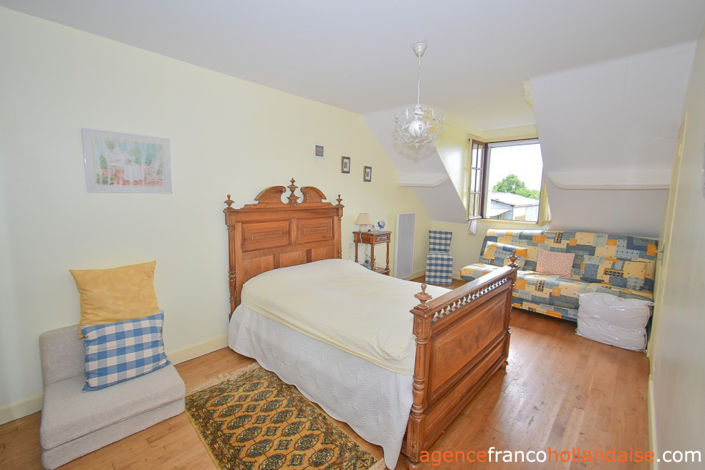 Image No.11-3 Bed House for sale