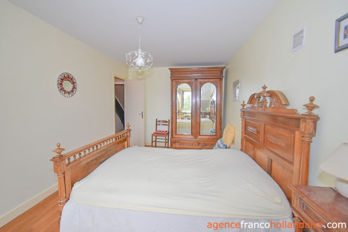 Image No.13-3 Bed House for sale