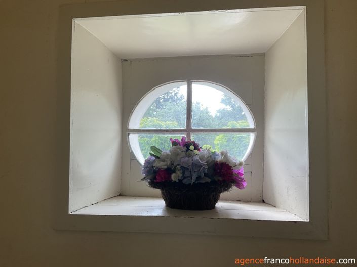 Image No.19-6 Bed House for sale