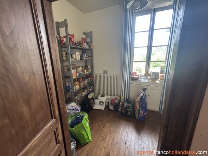 Image No.32-6 Bed House for sale