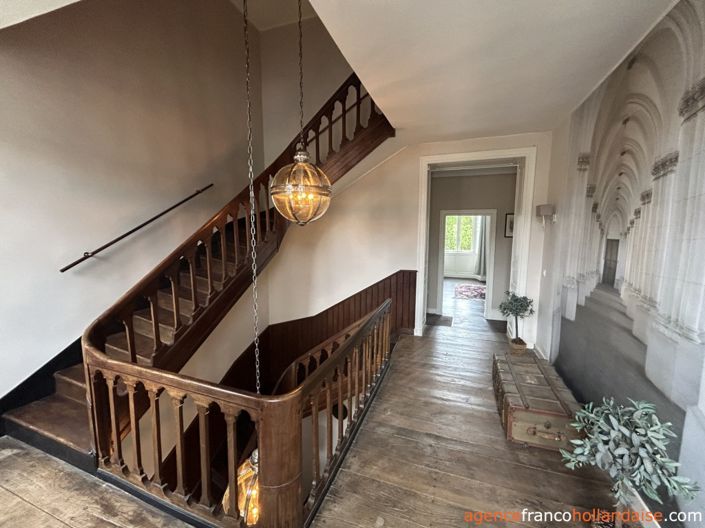 Image No.18-12 Bed House for sale