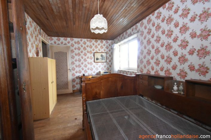 Image No.17-3 Bed House for sale