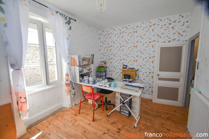 Image No.18-4 Bed House for sale