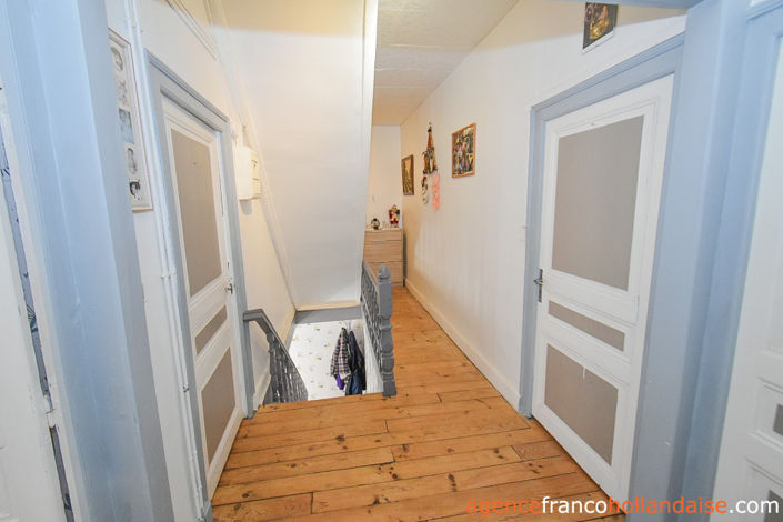 Image No.21-4 Bed House for sale