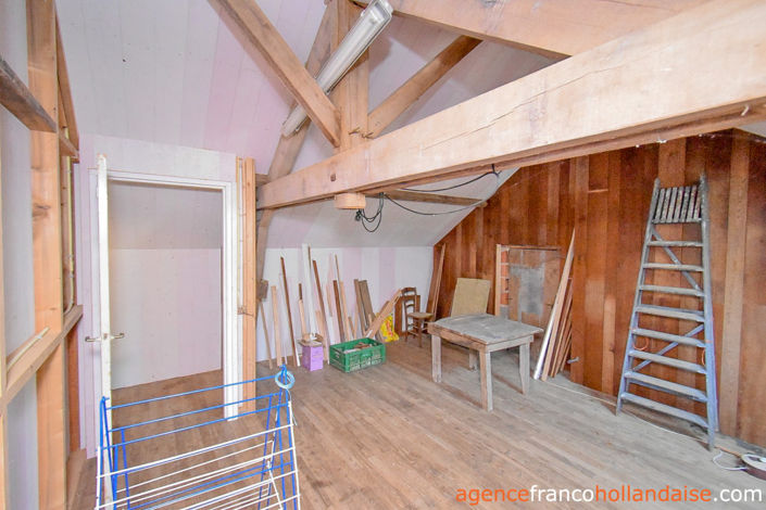 Image No.11-3 Bed House for sale