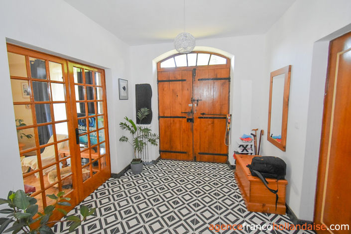 Image No.2-2 Bed House for sale
