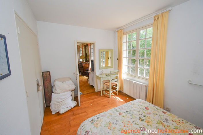 Image No.15-3 Bed House for sale