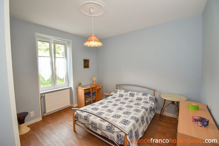 Image No.10-4 Bed House for sale
