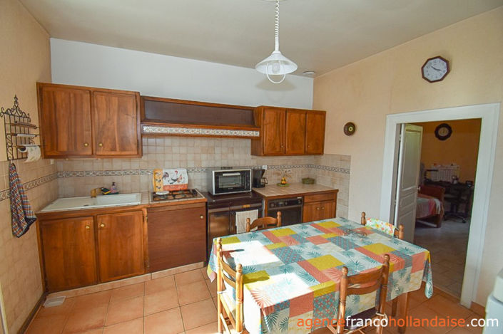 Image No.5-4 Bed House for sale