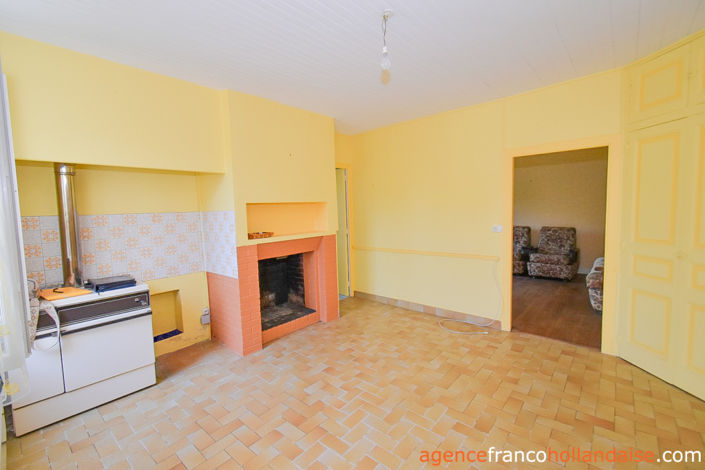 Image No.6-2 Bed House for sale