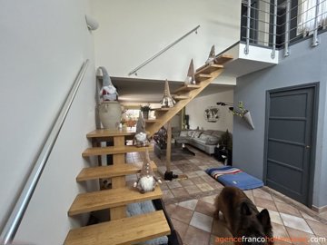 gelijkvloerse-villa-met-gte-zwembad-en-4-ha-5
