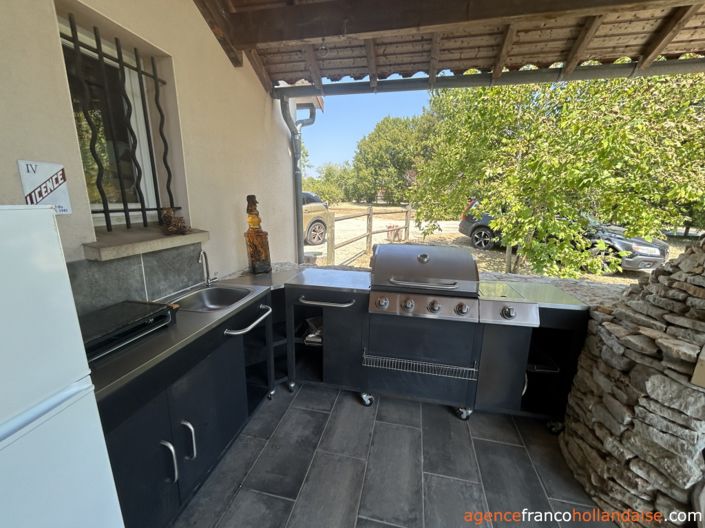 Image No.21-5 Bed House for sale