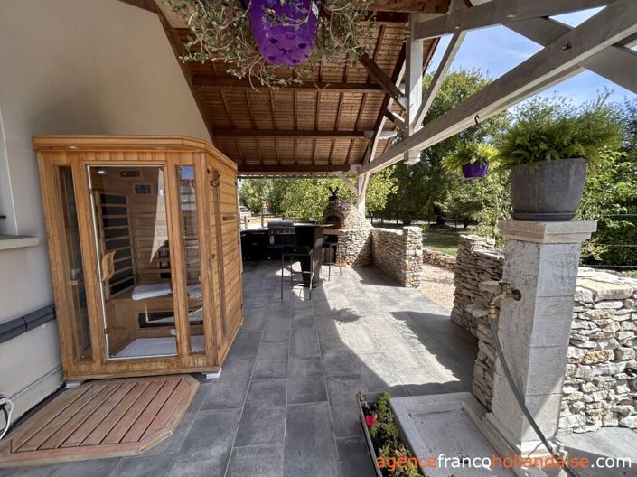 Image No.21-4 Bed House for sale