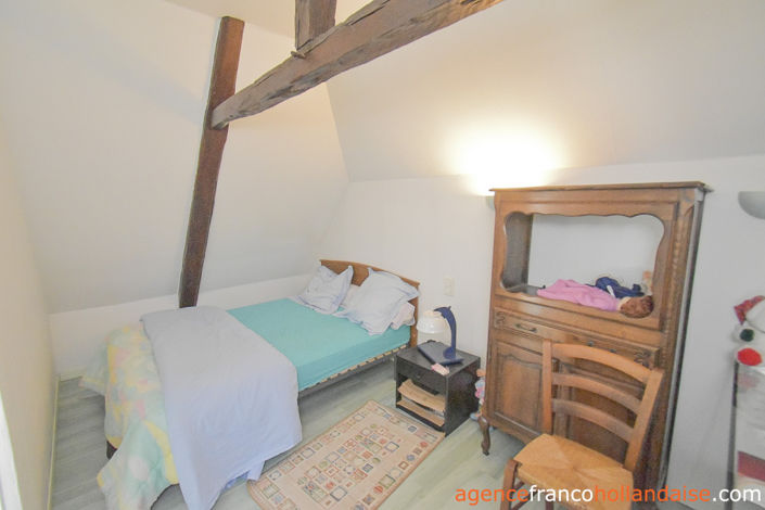 Image No.17-4 Bed House for sale