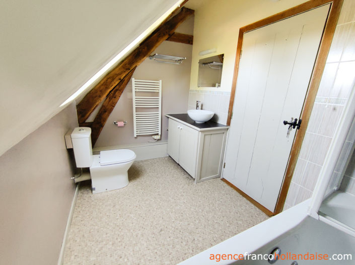 Image No.18-7 Bed House for sale