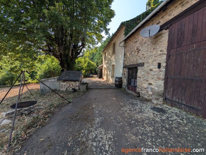 Image No.30-4 Bed House for sale