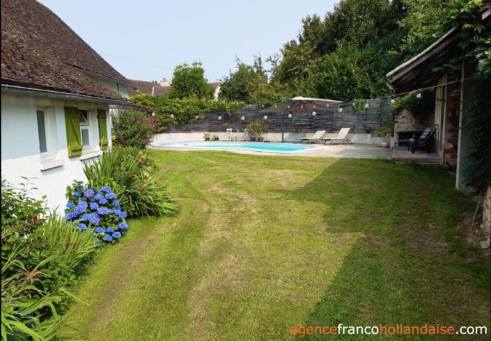 Image No.17-2 Bed House for sale