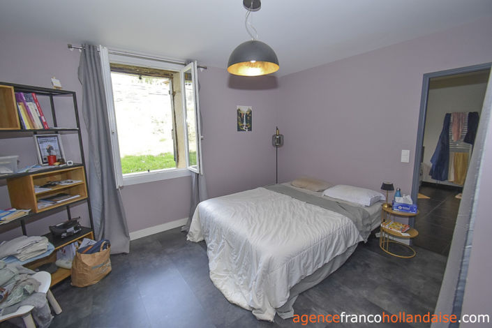 Image No.14-3 Bed House for sale