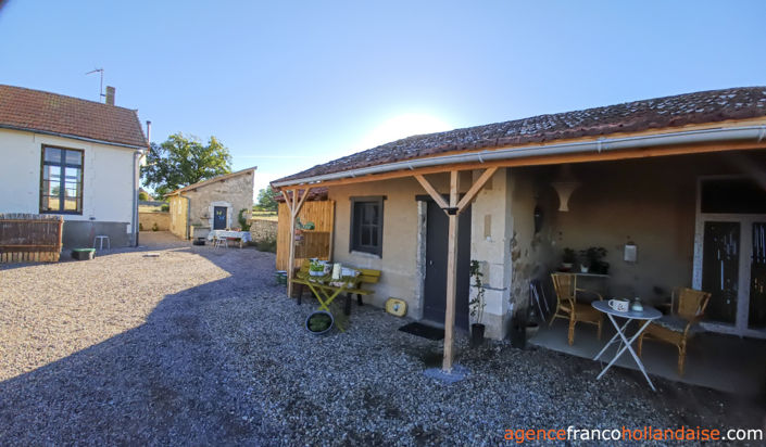 Image No.22-2 Bed House for sale