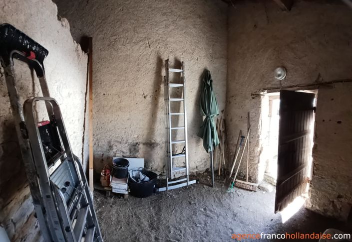 Image No.30-2 Bed House for sale