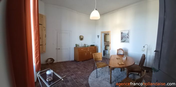Image No.8-2 Bed House for sale