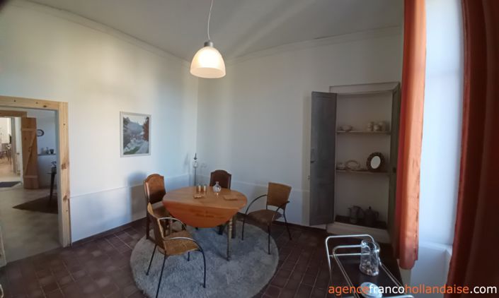 Image No.9-2 Bed House for sale