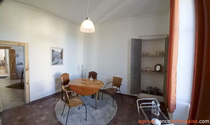 Image No.9-2 Bed House for sale