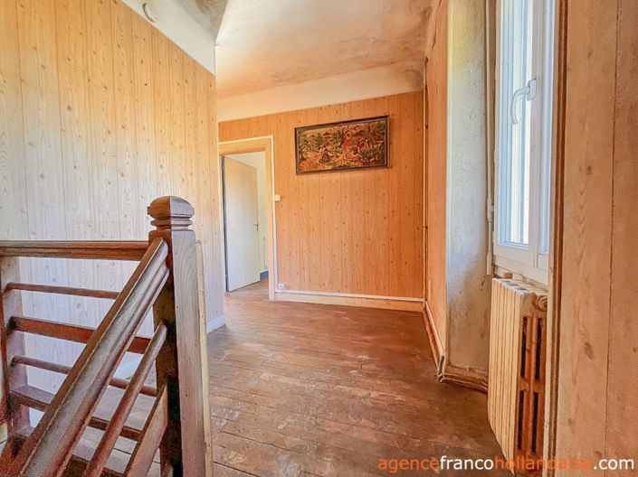 Image No.10-3 Bed House for sale