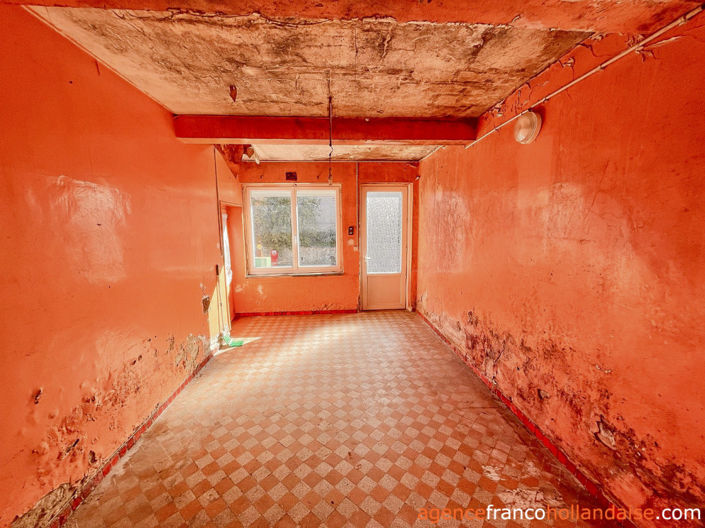 Image No.18-3 Bed House for sale