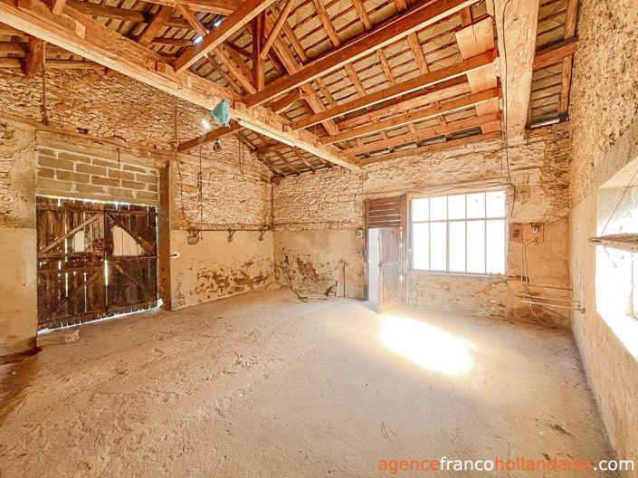 Image No.28-3 Bed House for sale