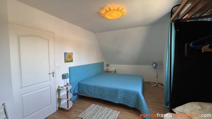 Image No.15-5 Bed House for sale