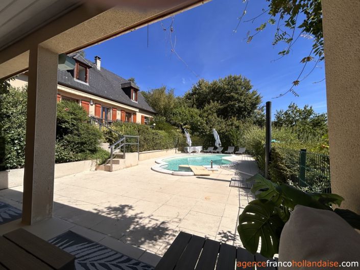 Image No.24-5 Bed House for sale