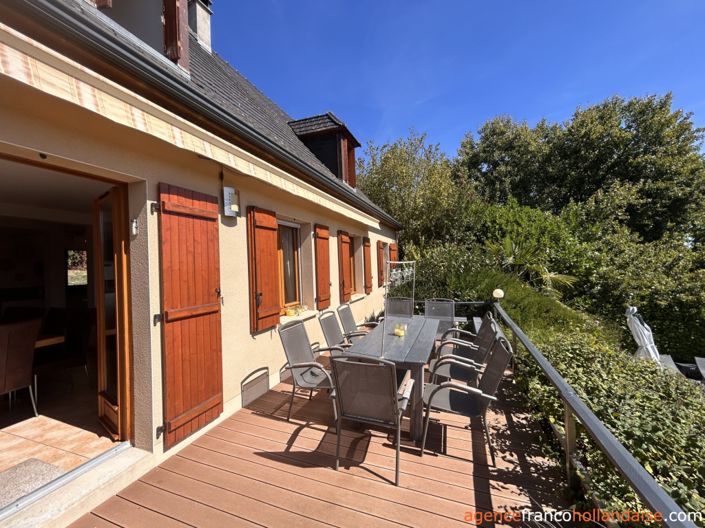 Image No.30-5 Bed House for sale