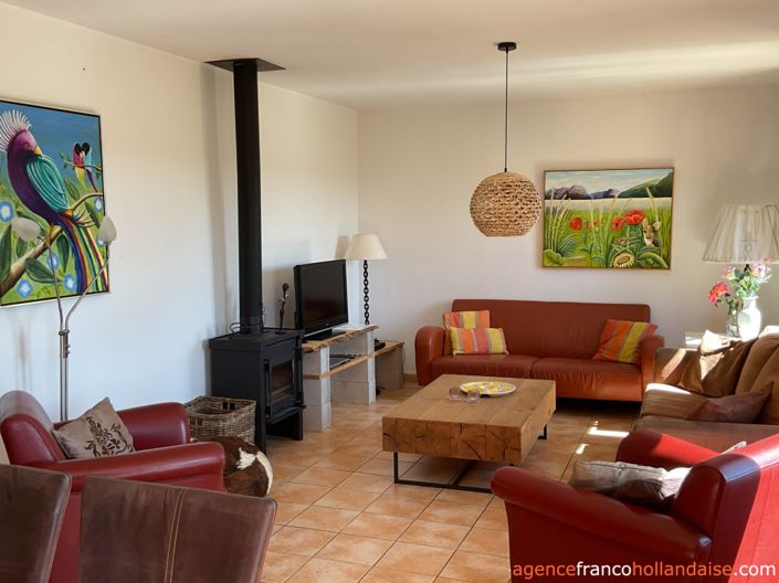 Image No.5-5 Bed House for sale