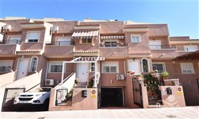 Image No.0-5 Bed Property for sale