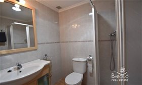 Image No.9-5 Bed Property for sale