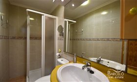 Image No.16-5 Bed Property for sale