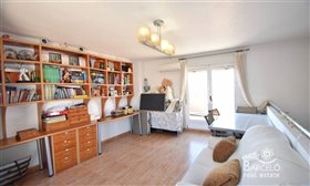 Image No.18-5 Bed Property for sale
