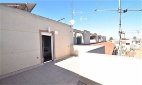 Image No.21-5 Bed Property for sale