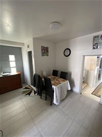 1058690495
