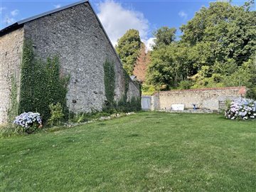 15001081613