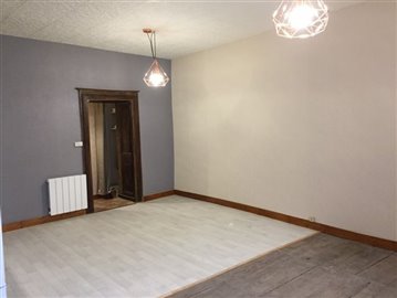 1370258826