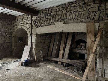 1469807737