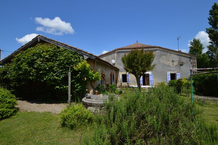 Image No.1-4 Bed Property for sale