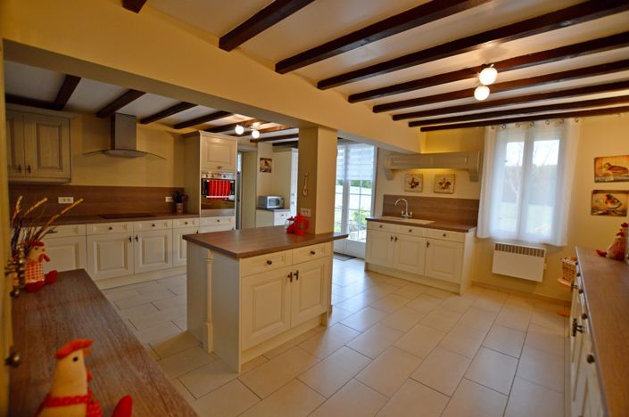 Image No.18-9 Bed Country House for sale