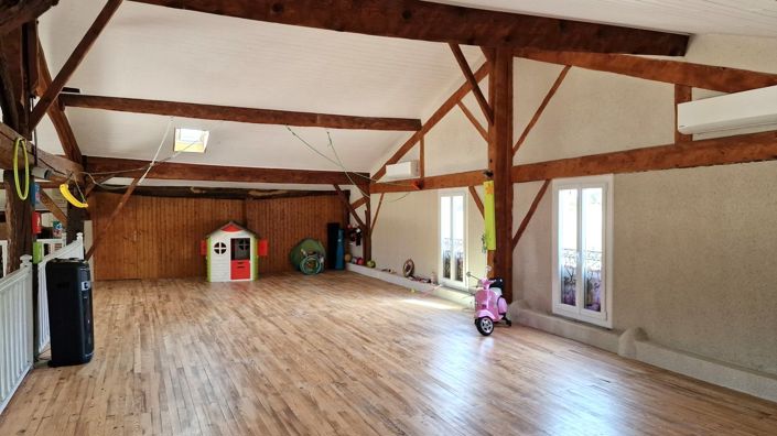 Image No.15-3 Bed Country House for sale